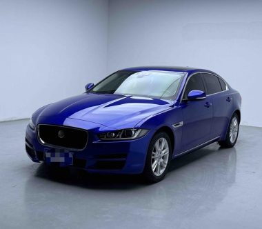 Jaguar XEL 2018, фото 1