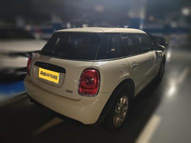 MINI MINI 1.5T ONE 5-door — фото 2