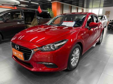 Mazda 3 2019, фото 1