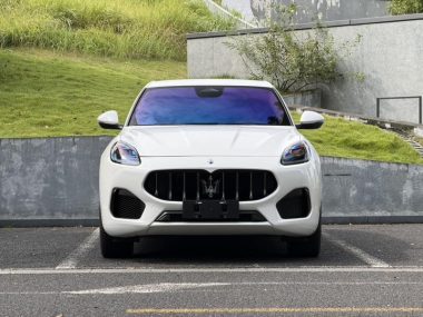 Maserati Grecale 2025, фото 1
