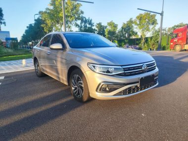Volkswagen Bora 200TSI DSG — фото 2