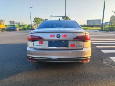 Volkswagen Bora 200TSI DSG — фото 4