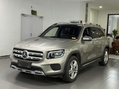 Mercedes-Benz GLB 2020, фото 1