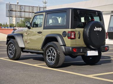 Jeep Wrangler 2.0T 41 — фото 3