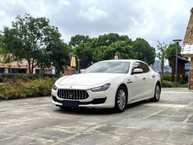 Maserati Ghibli 2022, фото 1