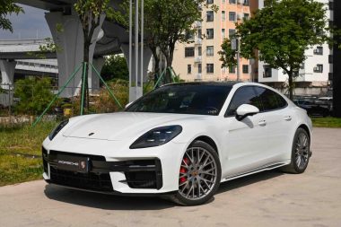 Porsche Panamera 2025, фото 1
