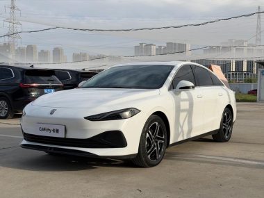 Roewe D7 DMH 2024, фото 1