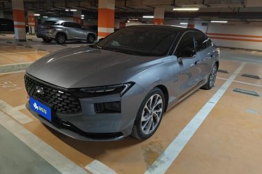 Ford Mondeo 2022, фото 1