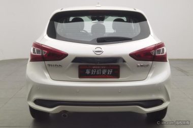 Nissan Tiida 1.6L CVT Smart Drive — фото 3