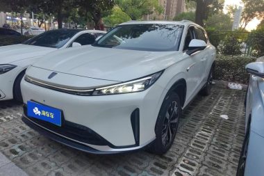 Roewe D5X DMH 2026, фото 1