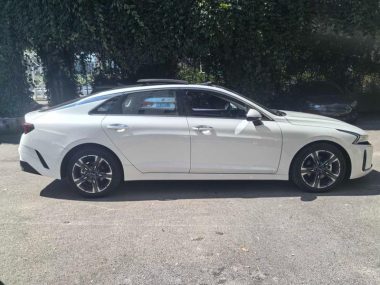 Kia K5 1.5T Premium — фото 4