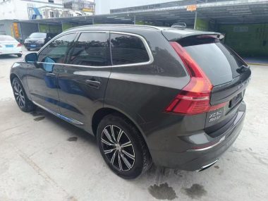 Volvo XC60 T5 4WD Zhiyi Luxury — фото 4