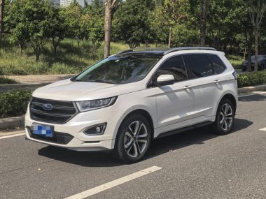 Ford Edge 2018, фото 1