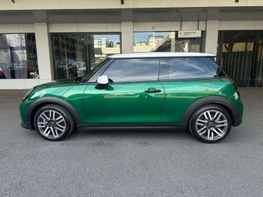 MINI MINI 1.5T COOPER 3-door Classic Line — фото 3