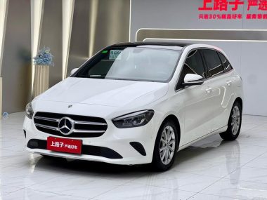 Mercedes-Benz B-Class 2022, фото 1