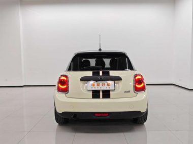 MINI MINI 1.5T ONE 5-door — фото 3