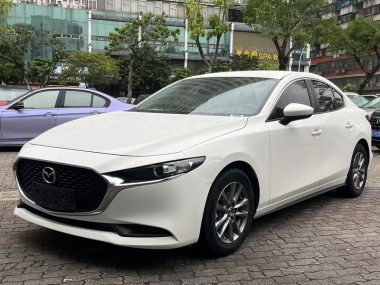 Mazda 3 2021, фото 1