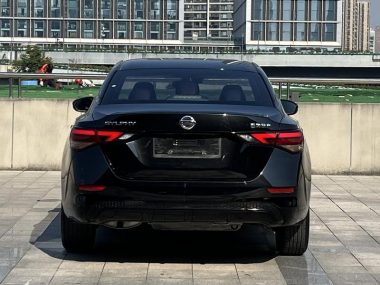 Nissan Sylphy 1.6L XL CVT Enjoy — фото 3