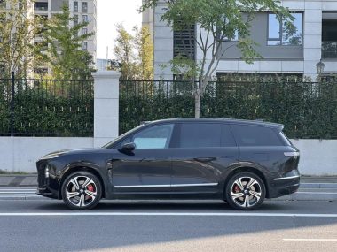 NIO ES8 6-seat Executive Luxury — фото 4