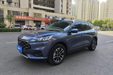 Ford Escape 2022, фото 1