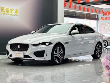 Jaguar XEL 2022, фото 1