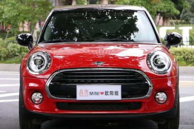 MINI MINI 1.5T COOPER Classic Line 5-door — фото 2
