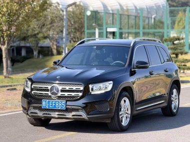 Mercedes-Benz GLB 2022, фото 1