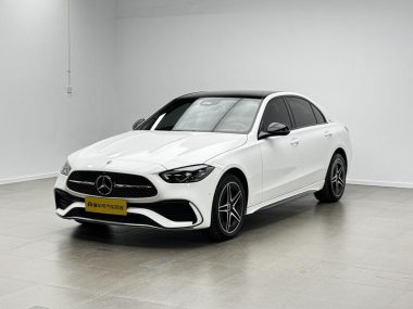 Mercedes-Benz C-Class 2023, фото 1