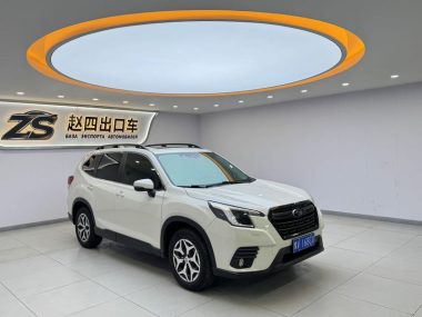 Subaru Forester 2.0i AWD Luxury EyeSight — фото 3