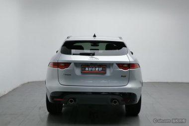 Jaguar F-PACE 2.0T 300 Sport — фото 3