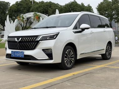 Wuling Jiachen 2023, фото 1