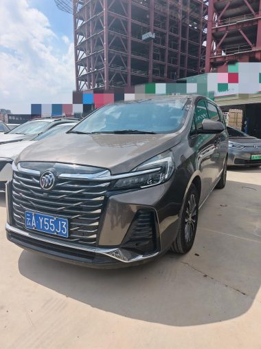 Buick GL8 2023, фото 1