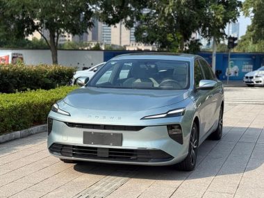 Roewe D6 2025, фото 1