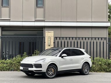 Porsche Cayenne 2018, фото 1