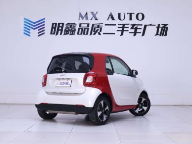 Smart fortwo 1.0L 52 V — фото 3