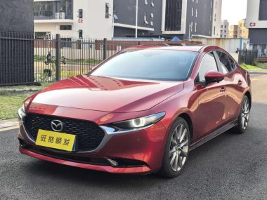 Mazda 3 2021, фото 1