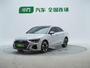 Audi A3 2023, фото 1