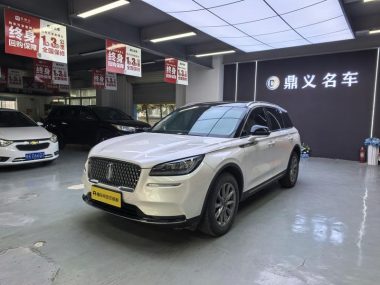 Lincoln Corsair 2021, фото 1
