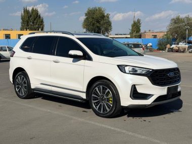 Ford Edge PLUS EcoBoost 245 7 — фото 3