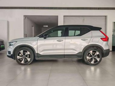 Volvo XC40 P8 — фото 4