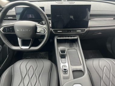Chery Arrizo 8 PRO 1.6T DCT — фото 3
