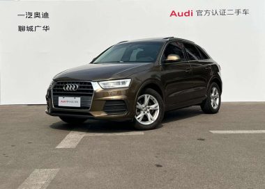 Audi Q3 2018, фото 1