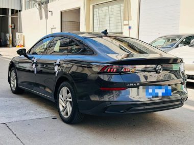 Volkswagen Lamando L 280TSI DSG Dazzling Spice — фото 4