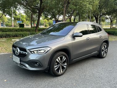 Mercedes-Benz GLA 2022, фото 1