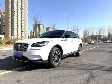 Lincoln Corsair 2020, фото 1