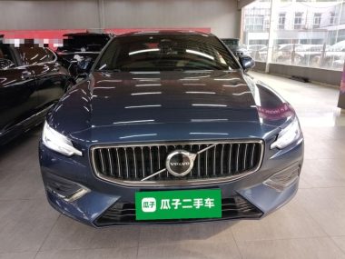 Volvo S60 B4 — фото 2