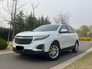 Chevrolet Equinox 2022, фото 1