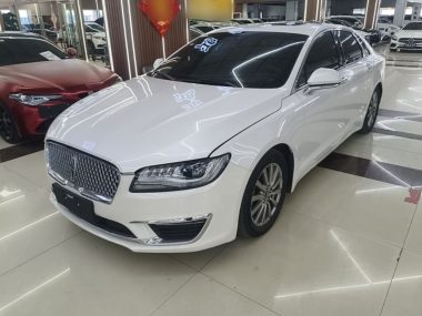 Lincoln MKZ 2018, фото 1