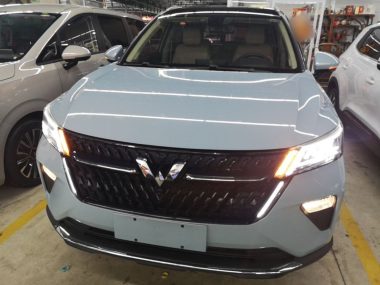 Wuling Asta 1.5T CVT — фото 2