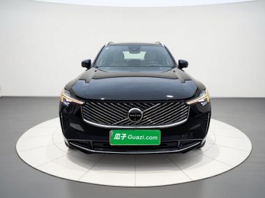 Volvo XC90 T8 7 — фото 2